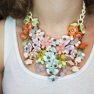 Flowered necklace